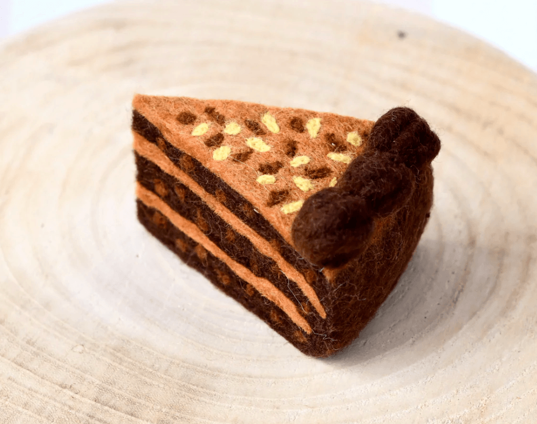 Tara Treasures // Felt German Chocolate Cake Slice