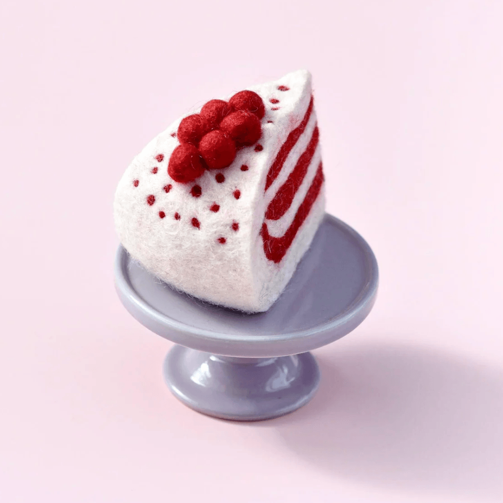 Tara Treasures // Felt Red Velvet Cake Slice