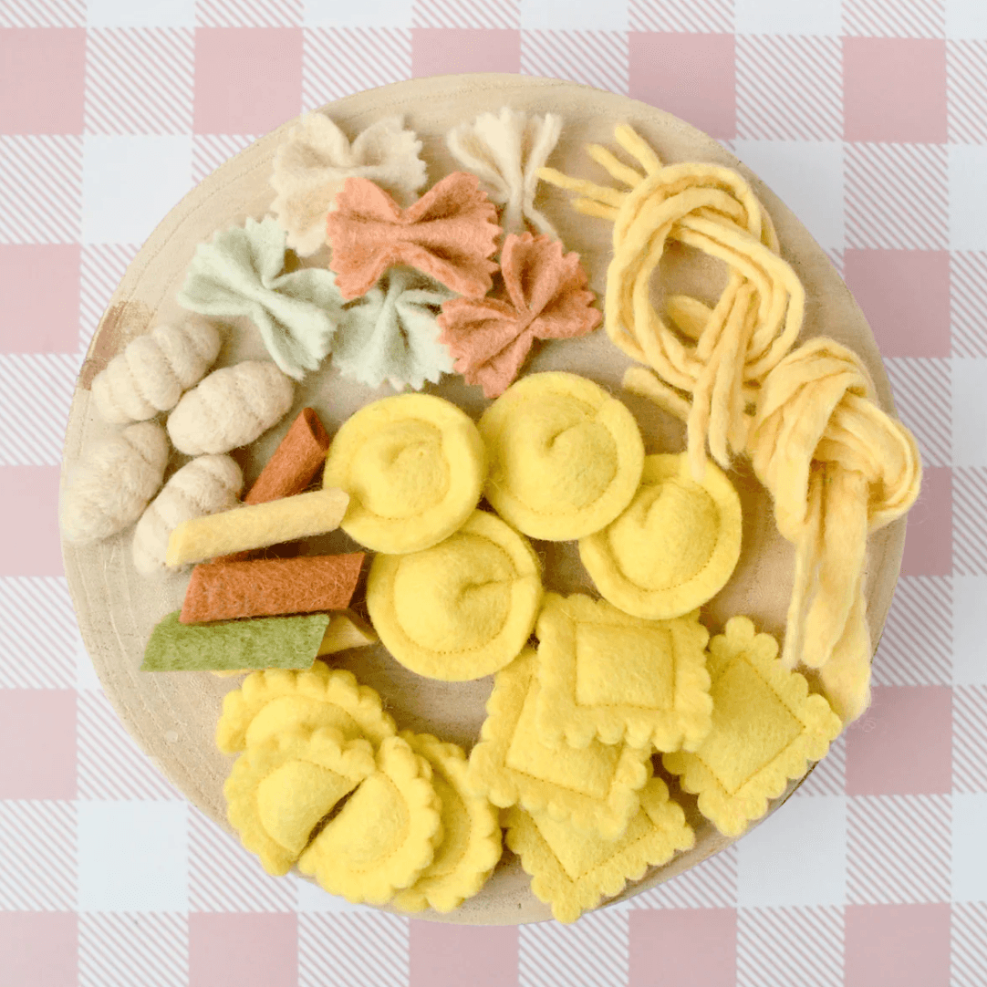 Tara Treasures // Felt Pasta Play Food Set