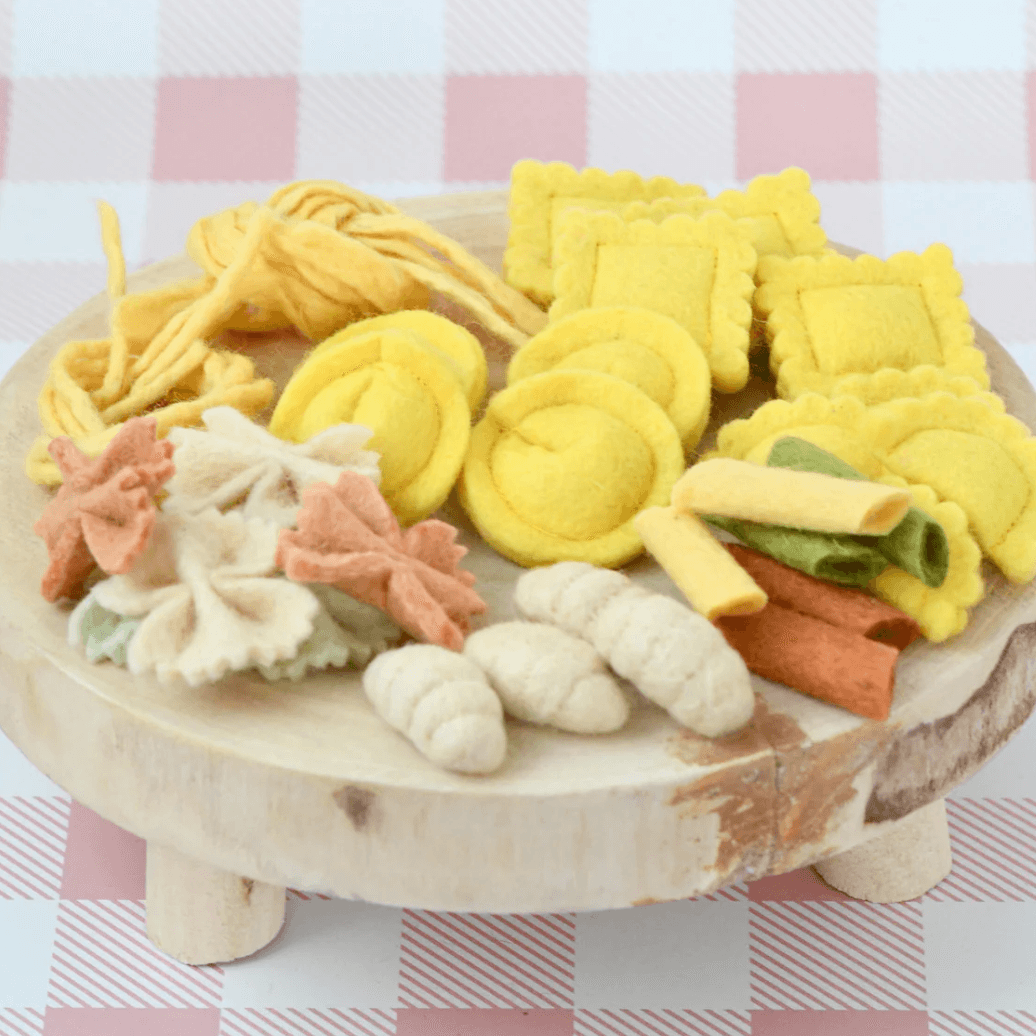 Tara Treasures // Felt Pasta Play Food Set