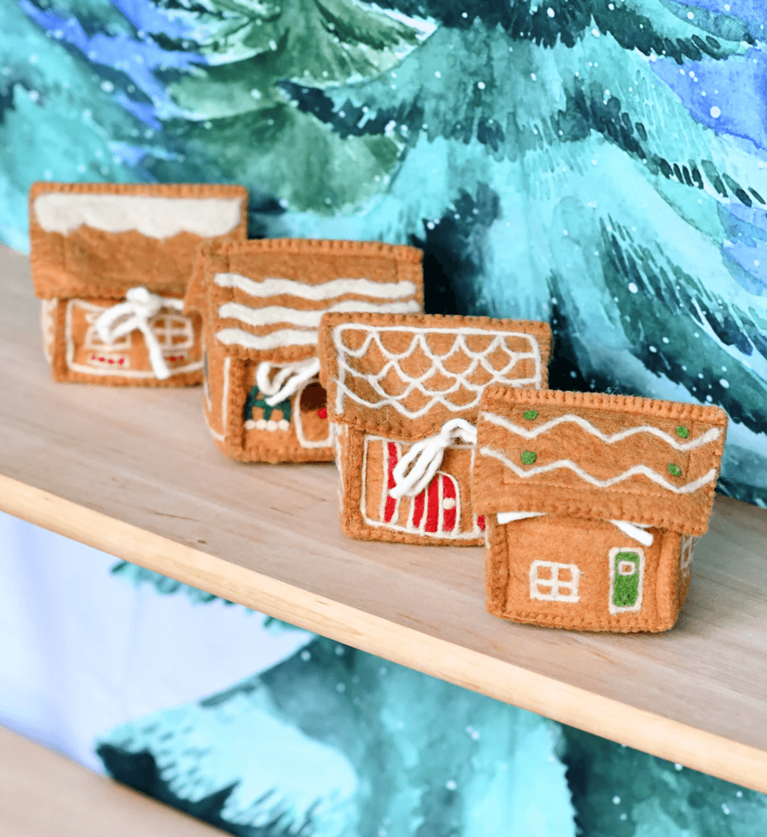 Tara Treasures // Felt Gingerbread House with Green Door