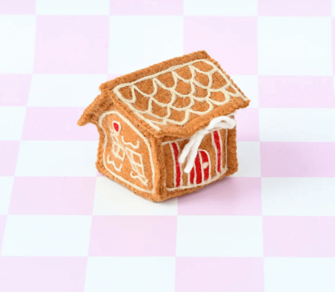 Tara Treasures // Felt Gingerbread House with Red Door