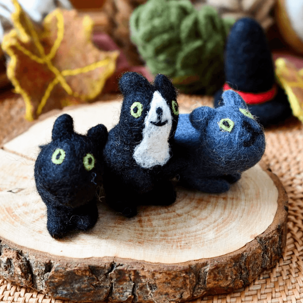 Felt Cats // 3 Cats