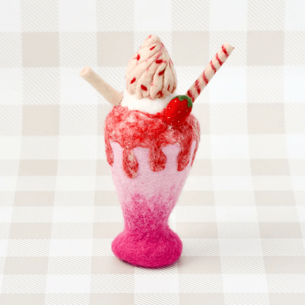 Tara Treasures // Felt Strawberry Milk Shake Play Food