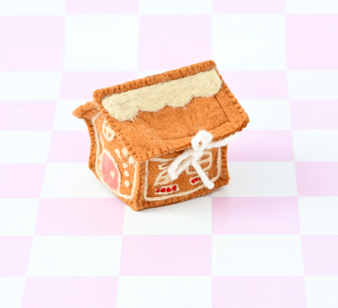 Tara Treasures // Felt Gingerbread House with Pink Door