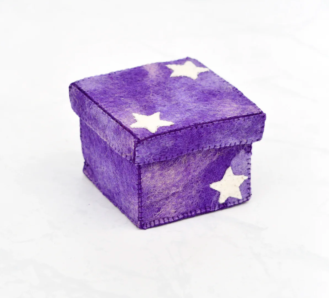 Felt Purple Magic Box With Small Parts